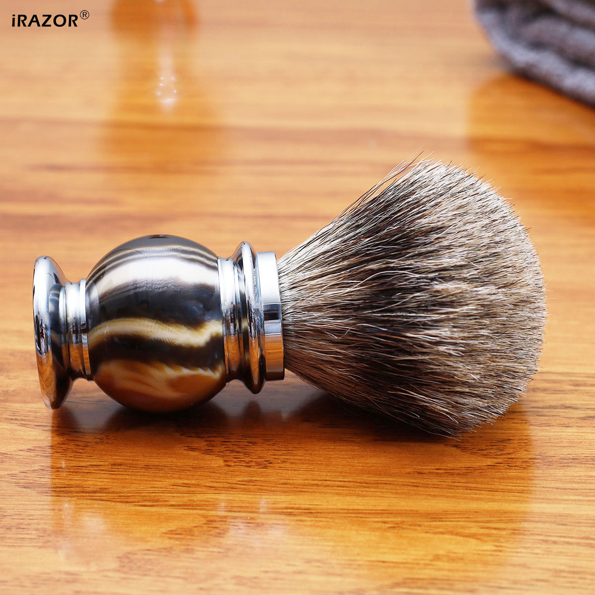 iRAZOR Silvertip Shaving Brush - Men'S Grooming Organizer recension och pris